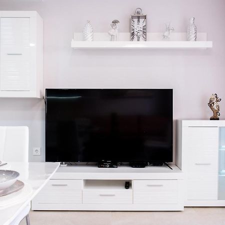 New 2020 Residencial Aqua Beach -Apartment Torrevieja Center Zewnętrze zdjęcie